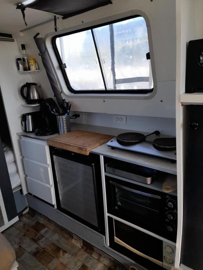Bateau Penichette Atypique Hotel Нант Екстериор снимка